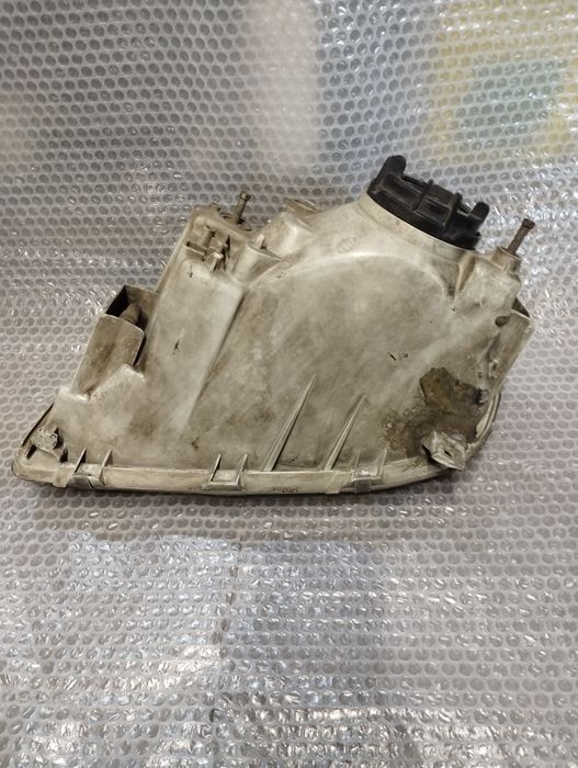 Фара правая RAV 4