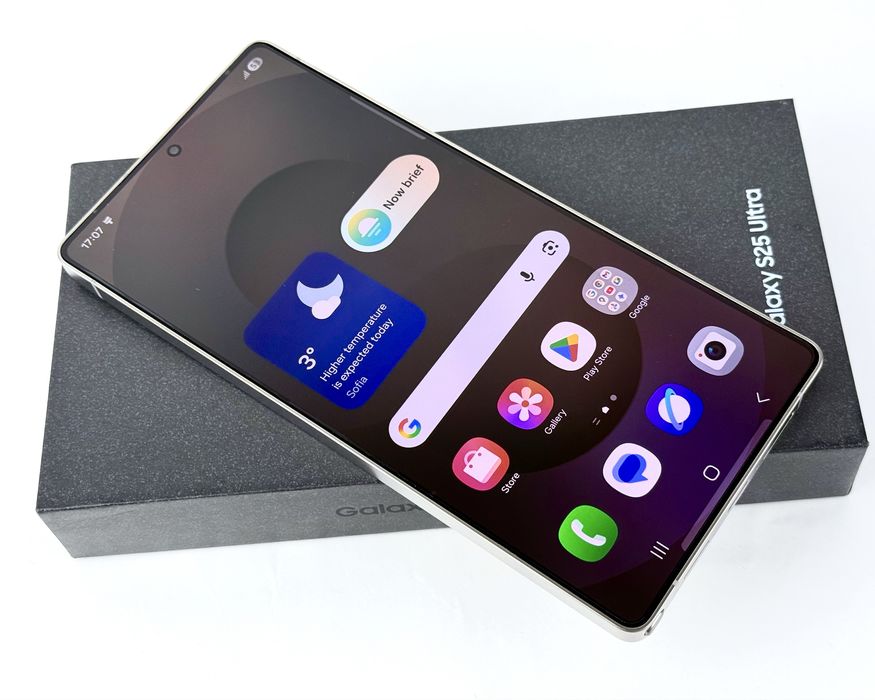 НОВ! Samsung Galaxy S25 Ultra 5G 256GB 12RAM Gray Гаранция!