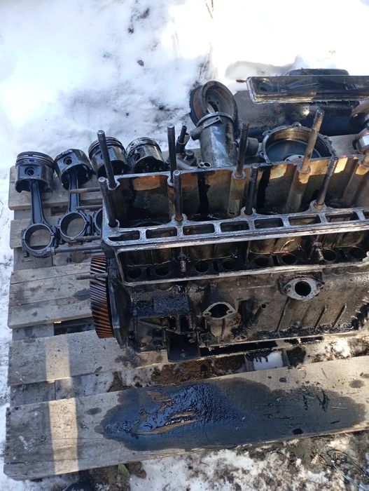 Двигатель ЗМЗ 402 на газель в разборе