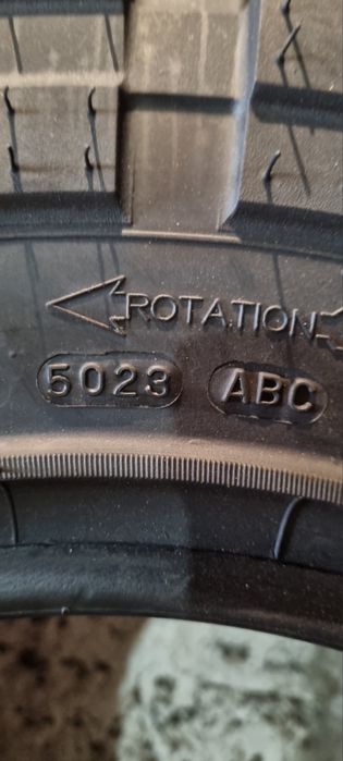Продавам чисто нови гуми!!!