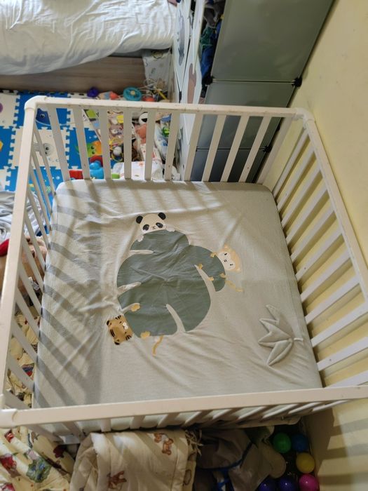 De vânzare țarc bebe