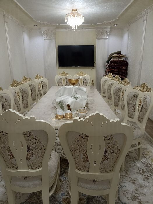 Продаётся дом со стороны Ташкента в начале г.Чирчика