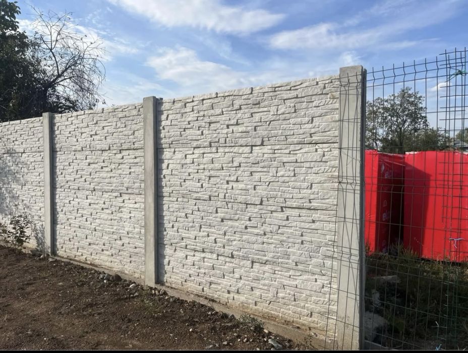 Teren intravilan 800mp 17 m deschidere in comuna carcea