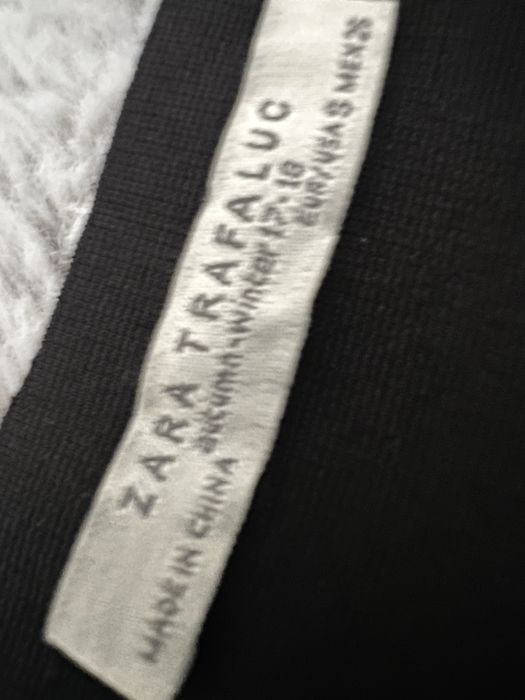 Rochie neagra din piele cu dantela verde