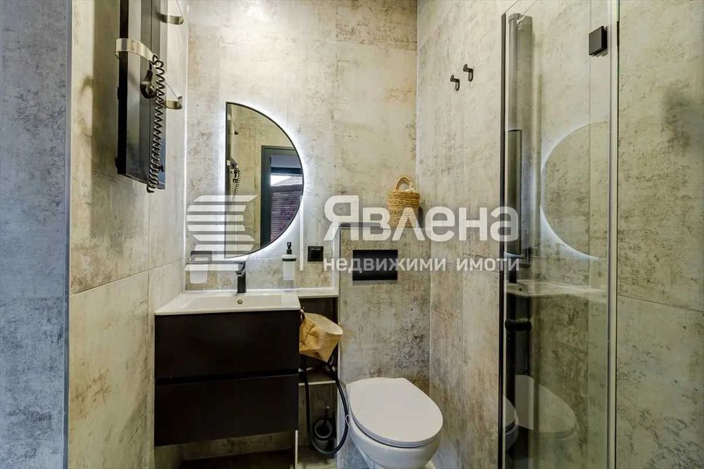 Продава се Двустаен апартамент в София, Център - 64 кв.м за 2351 €/кв.м - Снимка #6