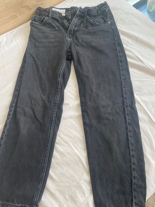 Продавам дънки Zara и блузки