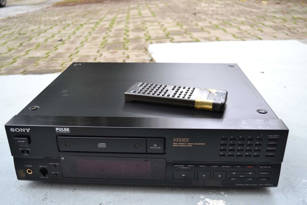 CD player Sony CDP X 333 ES cu Telecomanda