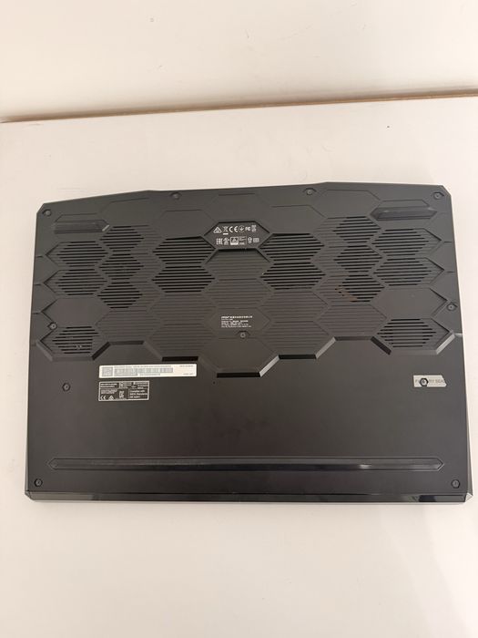 vand laptop gaming MSI