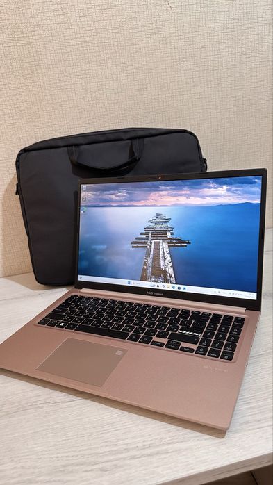 Ноутбук срочно сатылады