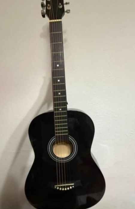 Срочно продам новый гитара 25000т