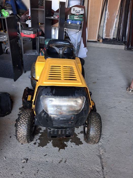 Продавам тракторна косачка косачка