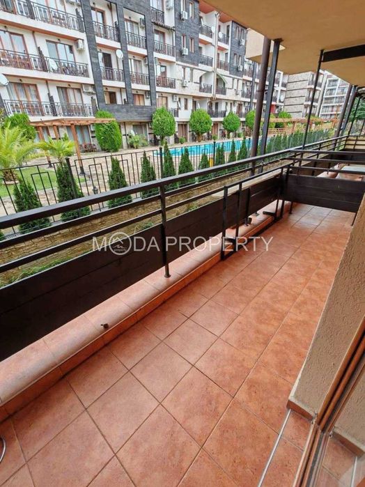 Дава се под наем Едностаен апартамент в Свети Влас - 60 кв.м за 65832.84 € - Снимка #1