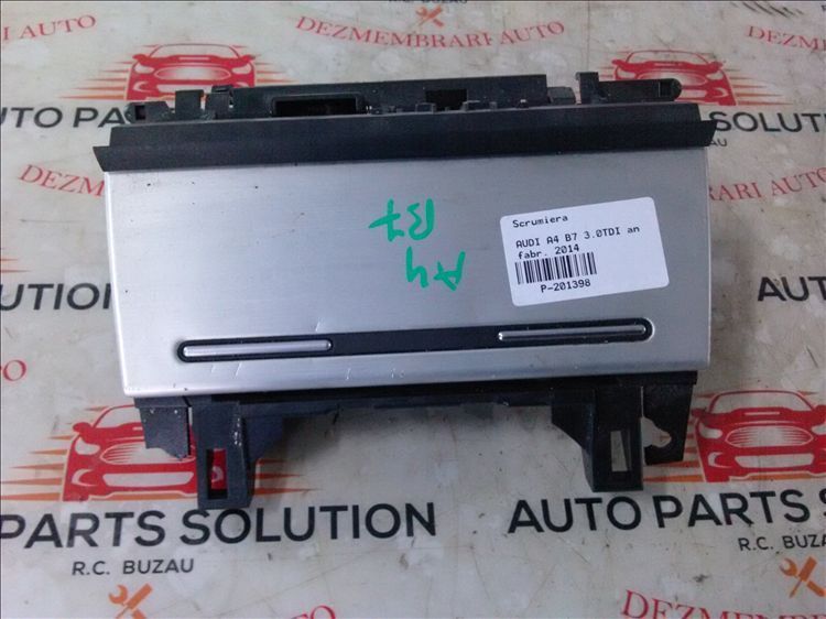 scrumiera audi a4 b7 3.0tdi an fabr. 2014
