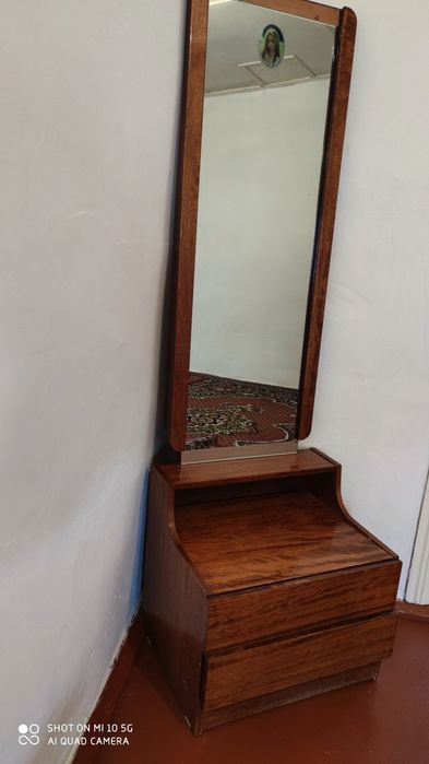 Винтажные зеркало