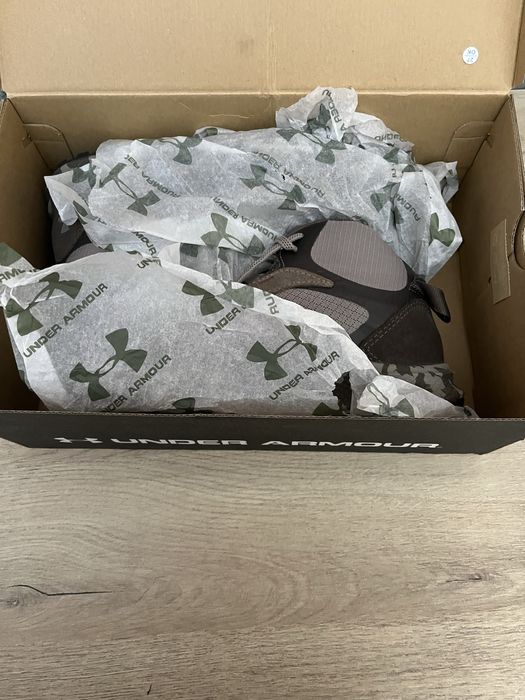 Обувки Under Armour