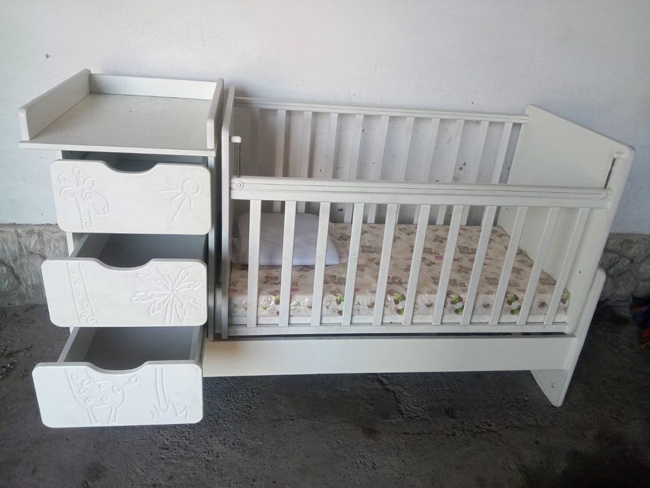 Детская кровать.