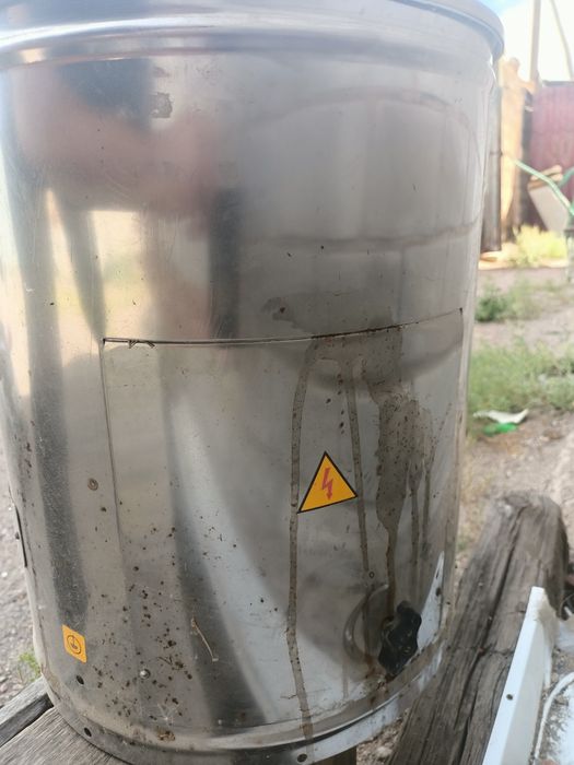 Продоется водонагреватель из нержавейки