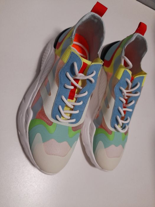 Adidasi Steve Madden nr 40