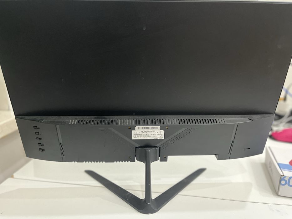 Монитор Wintek 144герц