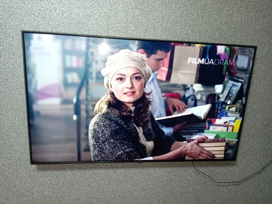 Продам телевизор  LG.