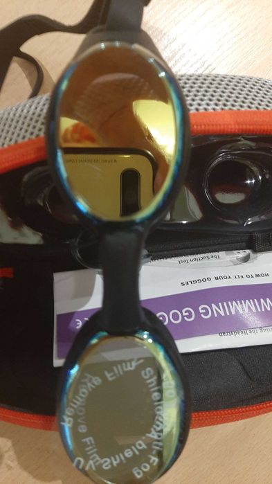 Очки для плавания