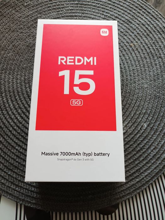 Vând Xiaomi Redmi 15