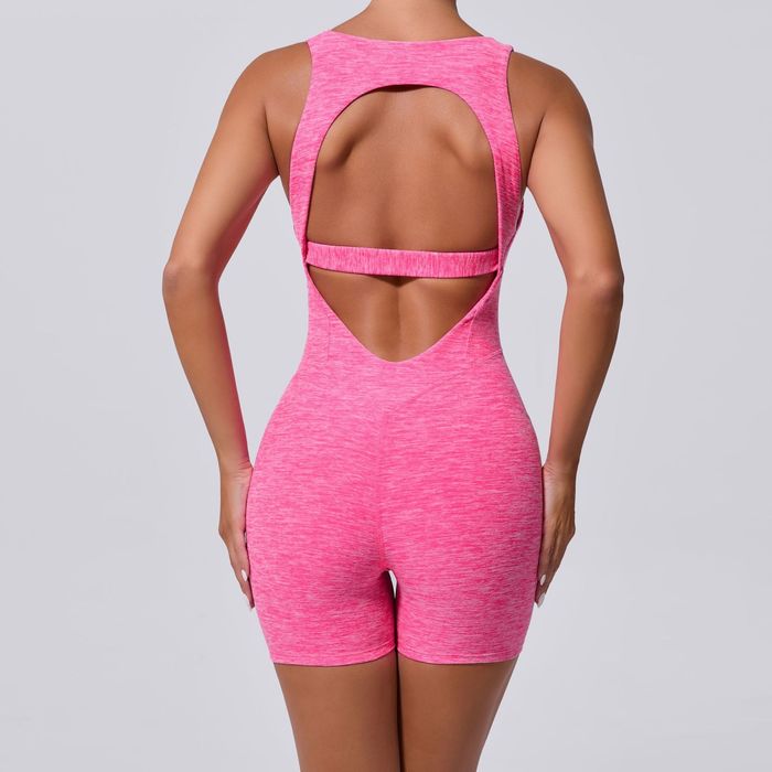 Продам новый комбинезон