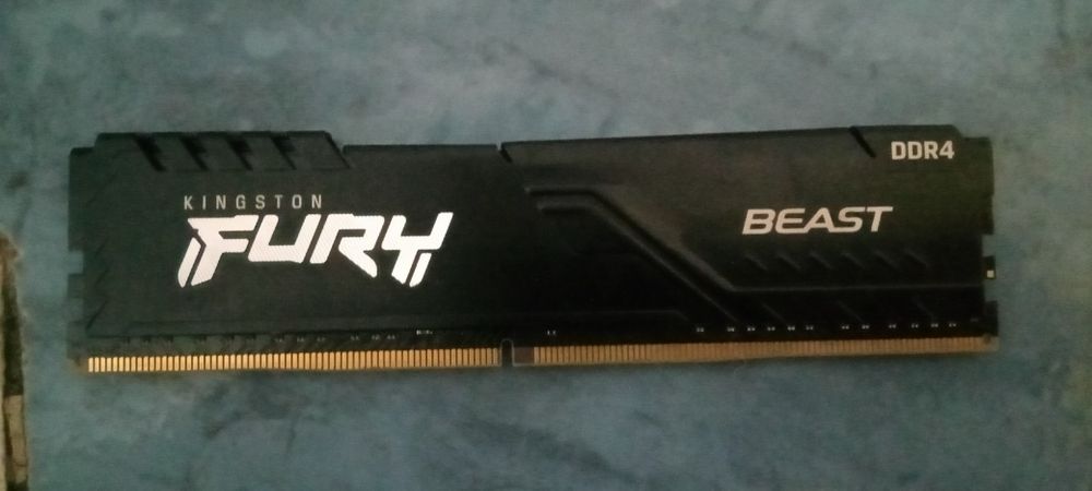 Ram 8 GB, Fury Kingston, DDR 4
