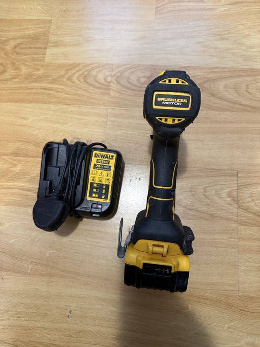 Dewalt DCD796 винтоверт