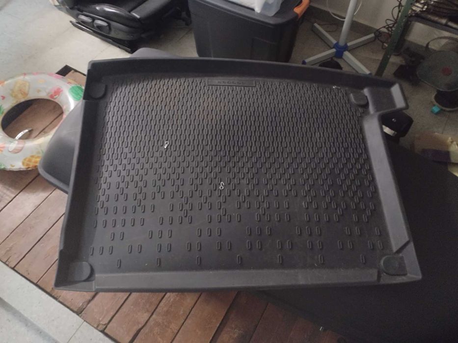 Dacia Jogger оригинална стелка за багажник