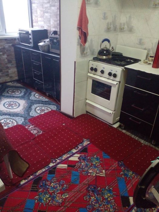 Srochna dom sotiladi