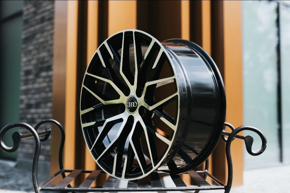 Jante 18 Audi R18 Y