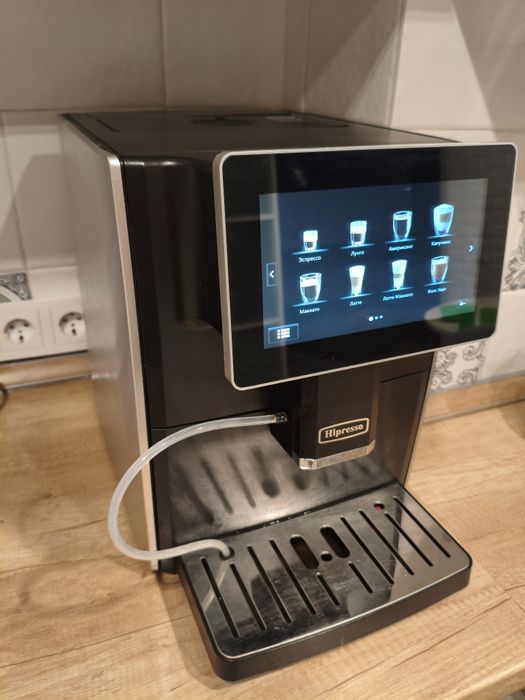 Продам кофемашину hipresso