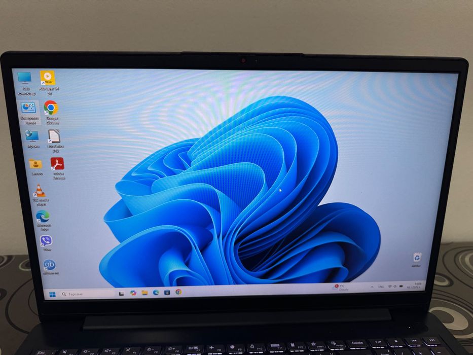 Лаптоп Lenovo IdeaPad 3