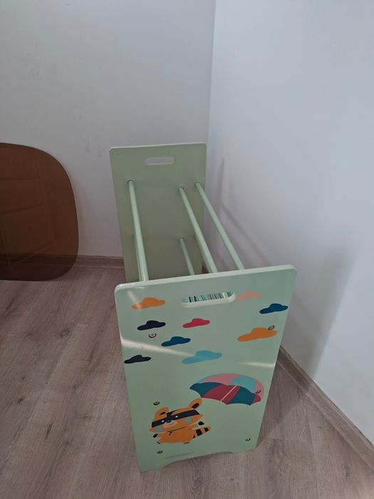 Vand masina electrica cu telecomanda. Bicicleta  și raft