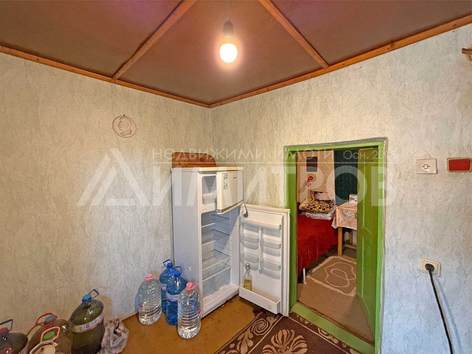 Продава се Къща в Нови пазар - 85 кв.м за 942 €/кв.м - Снимка #11