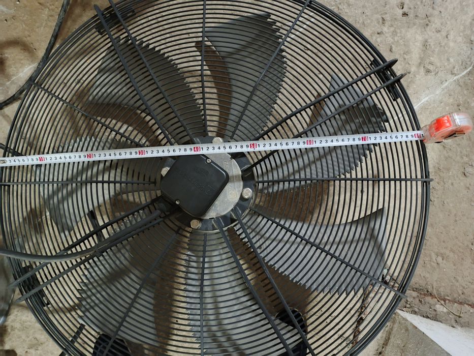Продаются вентиляторы от чиллера