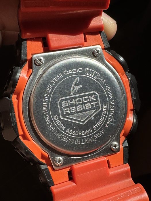 Casio g shock ga700br