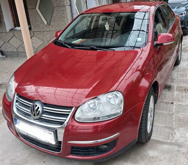 Продавам Volkswagen Jetta 1.6 tdi