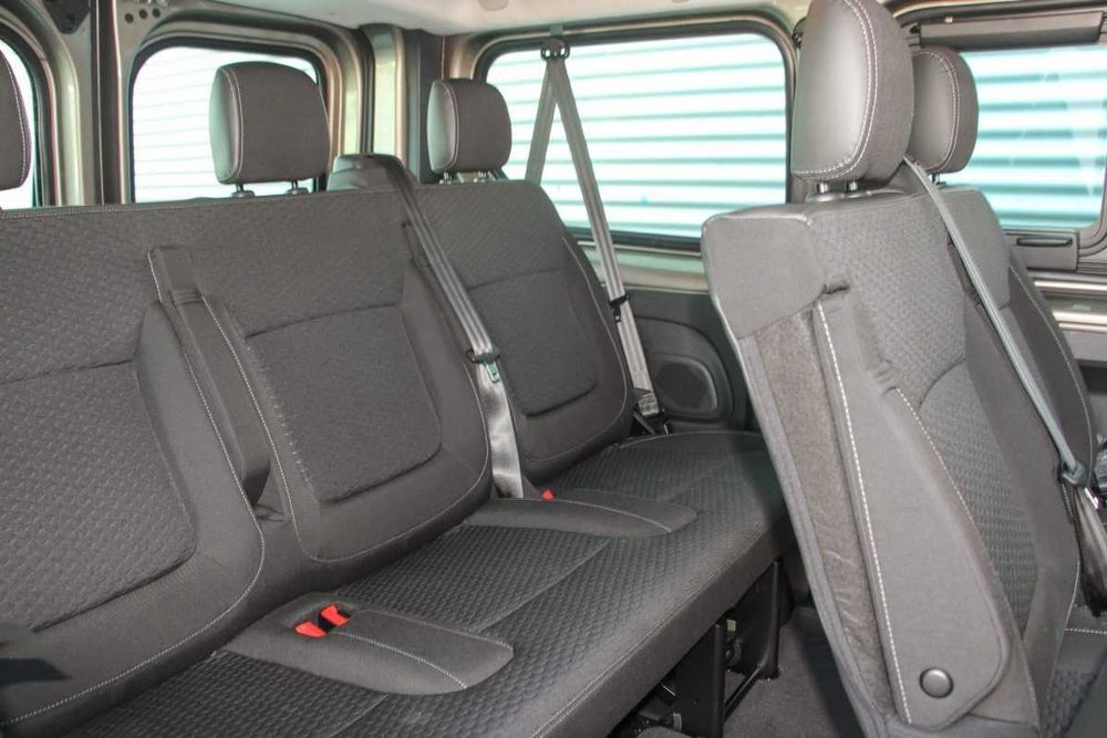 Промо! Пътнически Бус под наем, Кола под наем, 9 местен автомобил