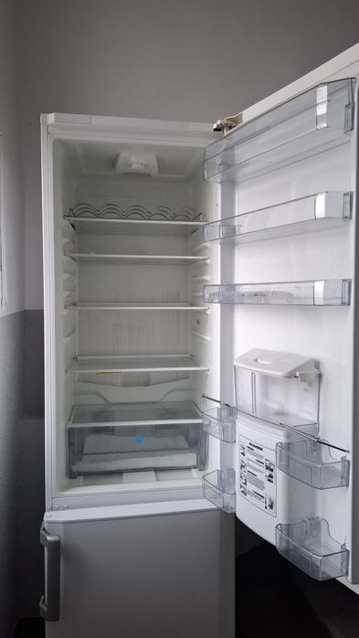 Vind frigider Beko.