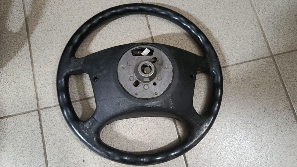 Руль на BMW E39 из Германии