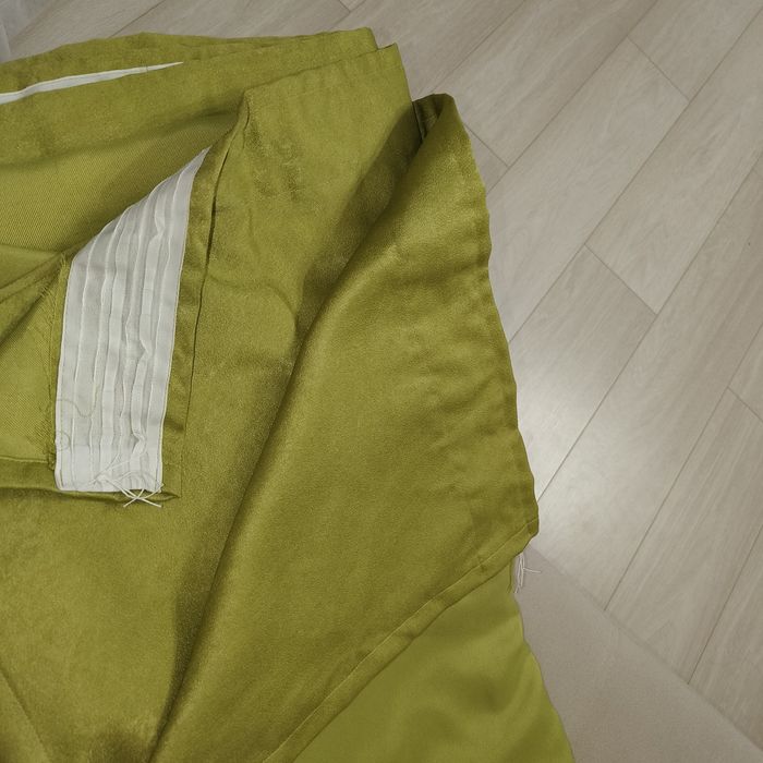 Недорого продам готовые шторы на окно