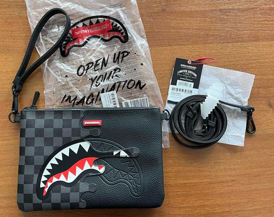 Чанта Sprayground Shark