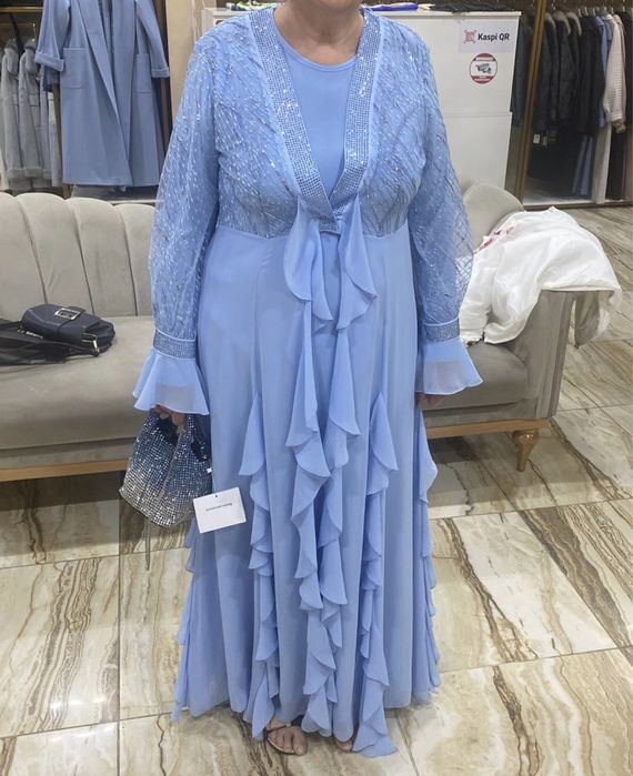 Платье нарядное