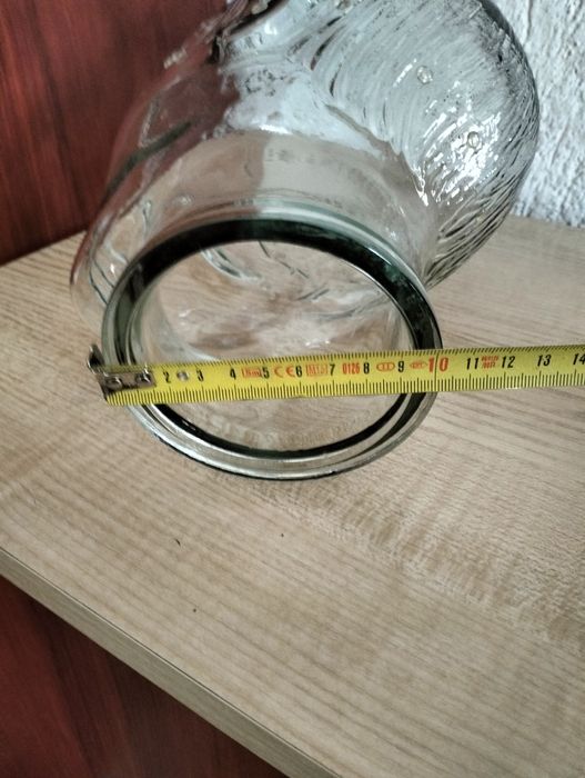 Стъклен манекен , стъклена глава