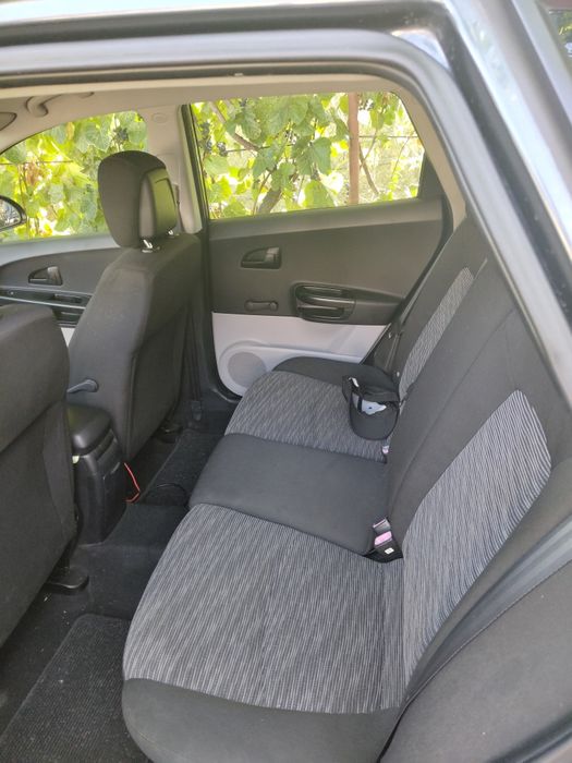 Vând KIA CEED 2008