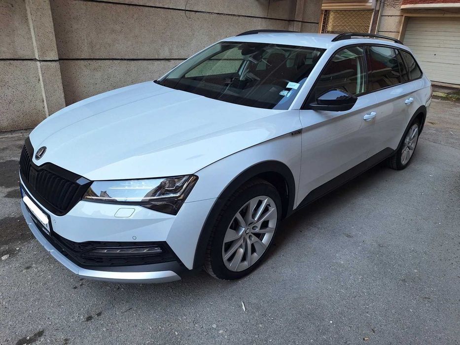 Skoda Superb Scout 2.0TSI 280hp 4x4, гаранция до 2028 г.