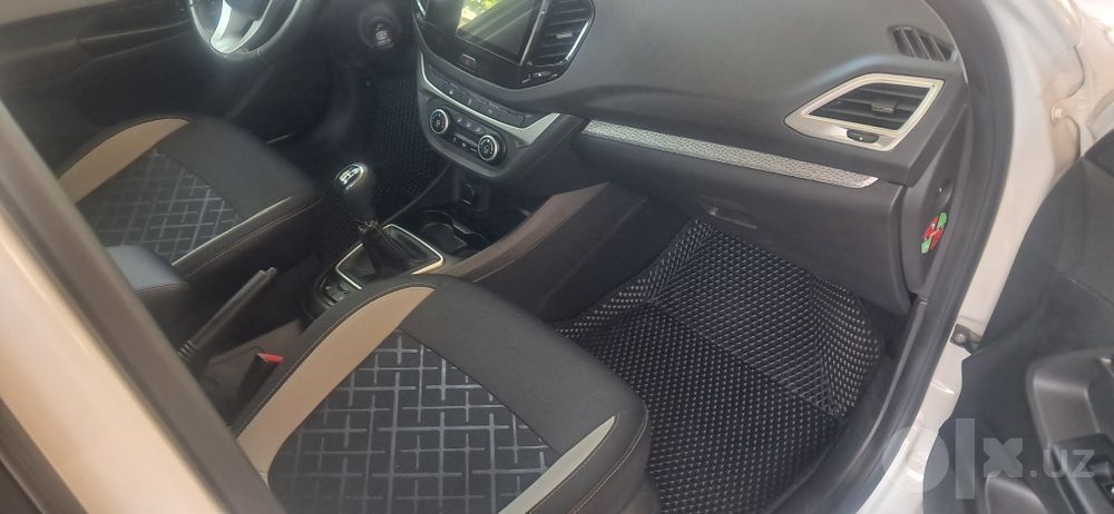 Lada Vesta Cross. 2020. В родной краске