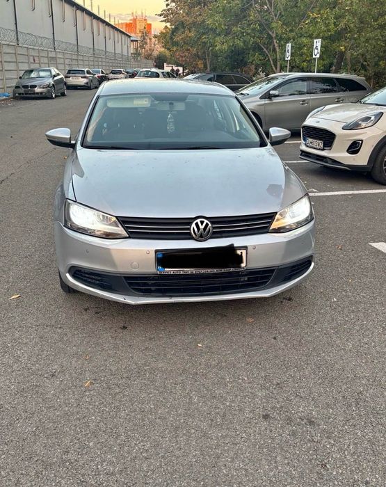 VOLKSWAGEN Jetta 0 — imagine 2